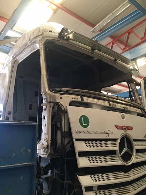 Mercedes-Benz Actros 1845 tamir öncesi hasar görüntüsü, Kısmet Ticari Araçlar, Çorlu Tekirdağ ağır vasıta servisi